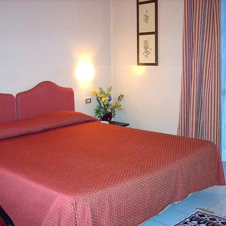 Class 2 Aparthotel