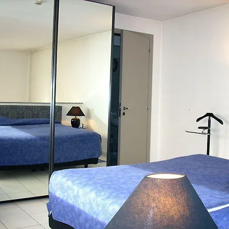 Class 2 Apartahotel Turín