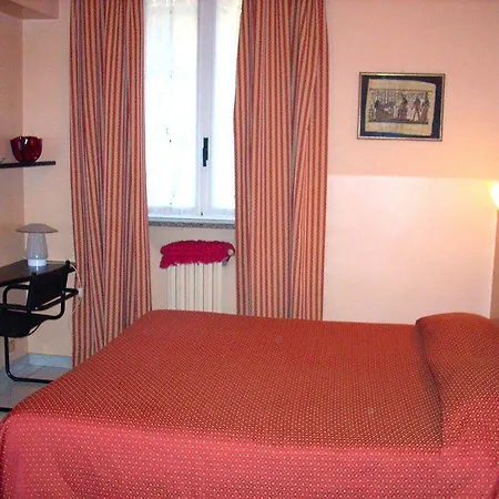 Class 2 Aparthotel