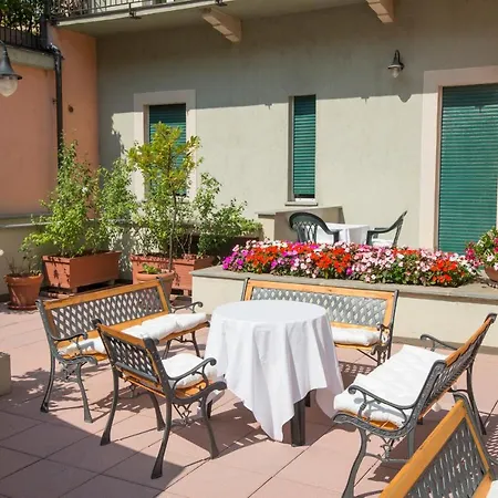 Class 2 Apartahotel Turín
